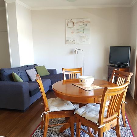 Newcastle Short Stay Accommodation - Vista Apartment Bagian luar foto