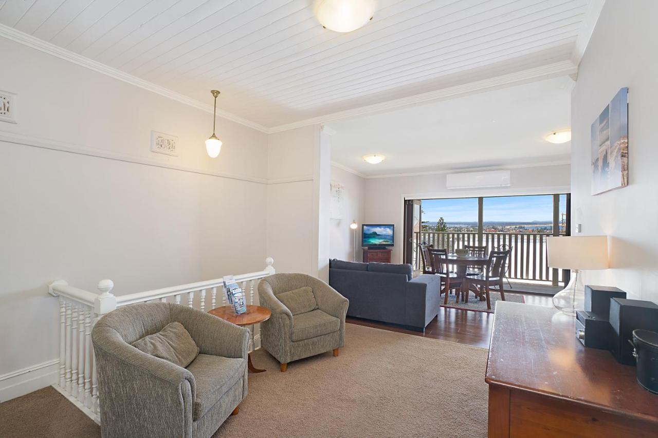 Newcastle Short Stay Accommodation - Vista Apartment Bagian luar foto