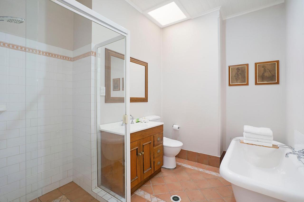 Newcastle Short Stay Accommodation - Vista Apartment Bagian luar foto
