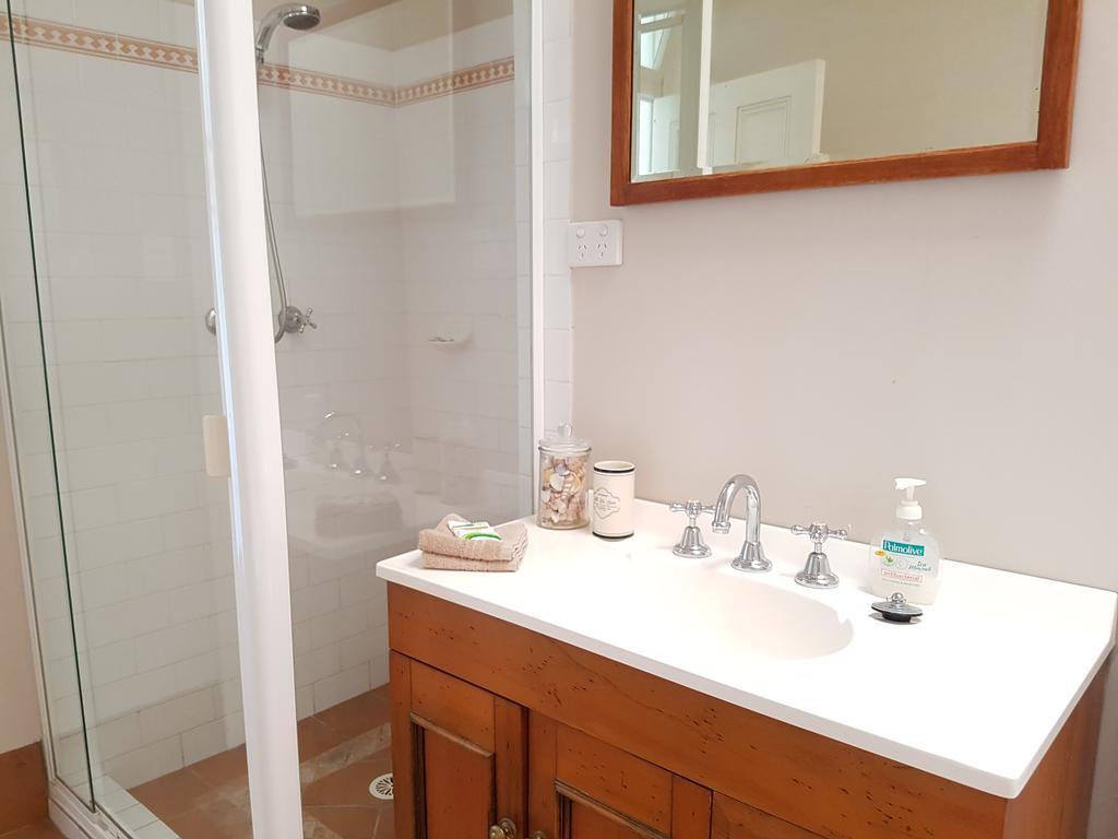 Newcastle Short Stay Accommodation - Vista Apartment Bagian luar foto