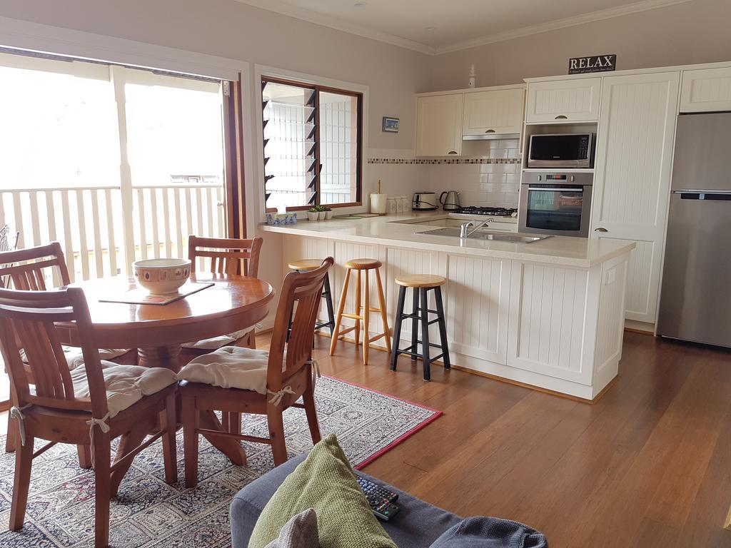 Newcastle Short Stay Accommodation - Vista Apartment Bagian luar foto